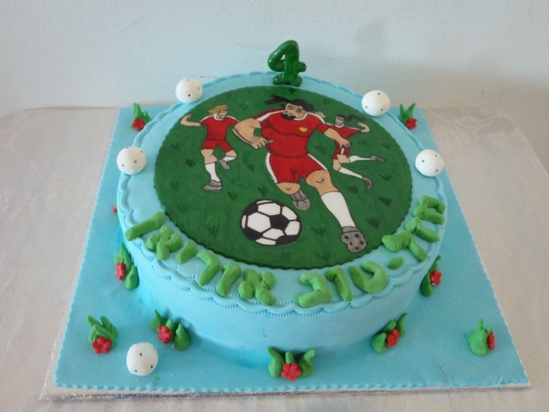 עוגת יום הולדת מעוצבת סופר סטרייקה